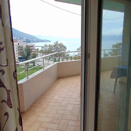 Janine's Seafront Vlorë
