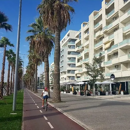 Apartment Janine's Seafront *