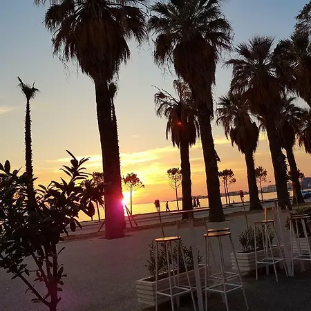 Janine's Seafront * Vlorë